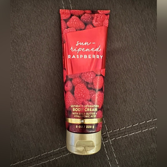 NWT: Bath & Body Works Sun Ripened Raspberry Body Cream - Picture 1 of 5